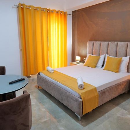 Hotel Adi-Vera Sarandë 외부 사진