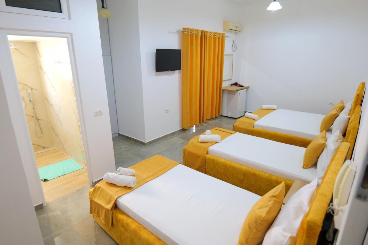 Hotel Adi-Vera Sarandë 외부 사진