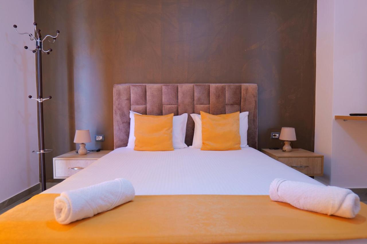 Hotel Adi-Vera Sarandë 외부 사진