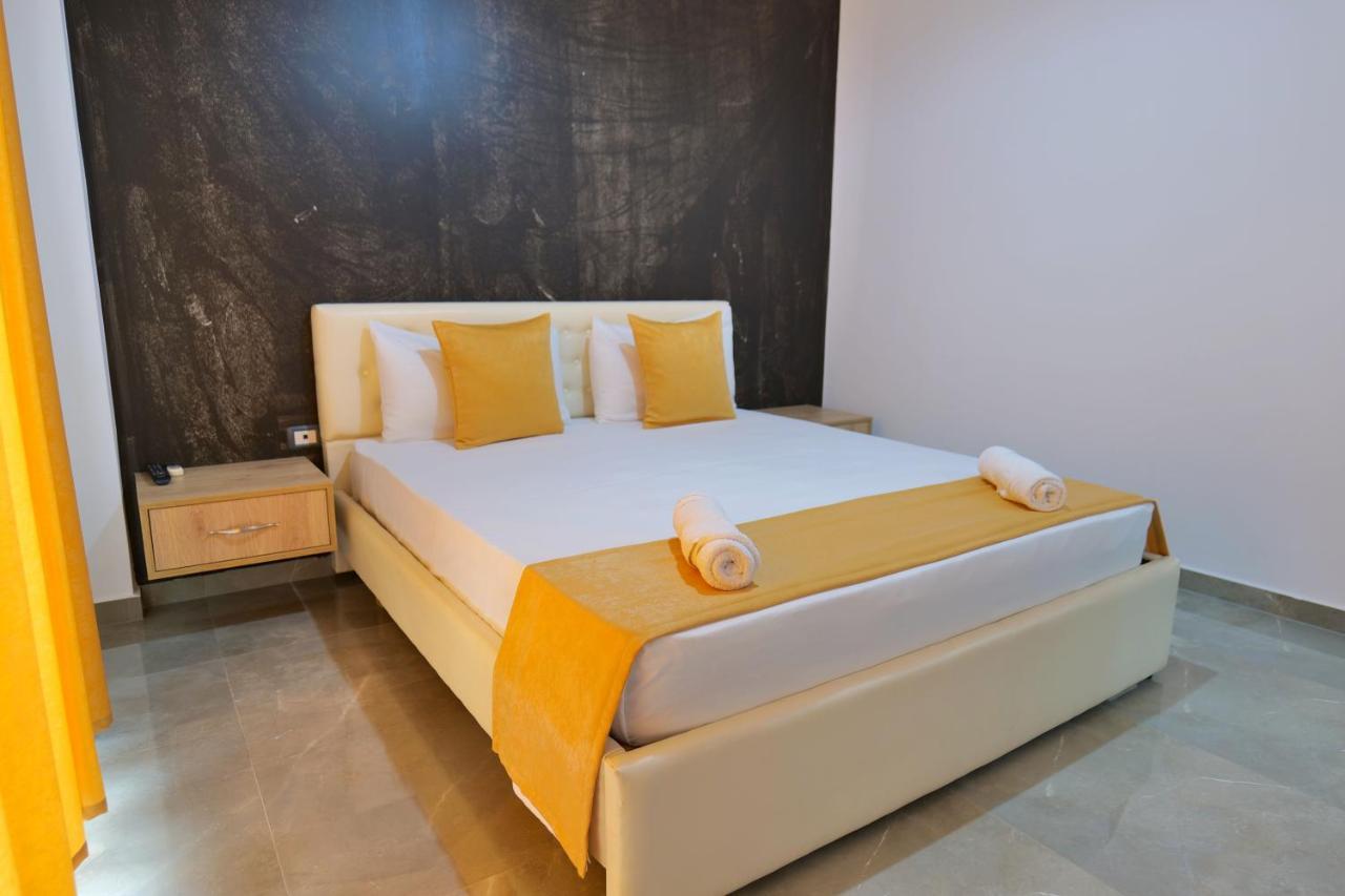 Hotel Adi-Vera Sarandë 외부 사진