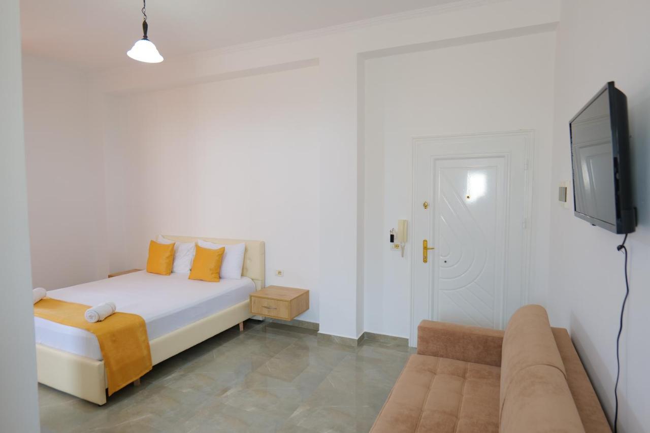 Hotel Adi-Vera Sarandë 외부 사진