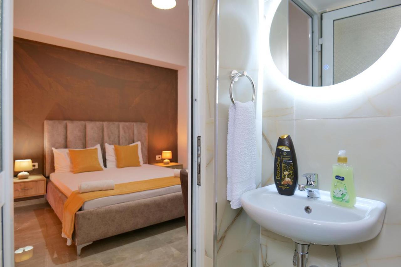 Hotel Adi-Vera Sarandë 외부 사진
