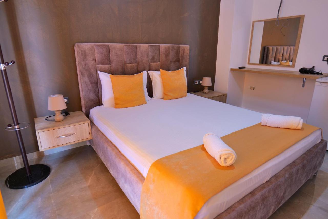 Hotel Adi-Vera Sarandë 외부 사진