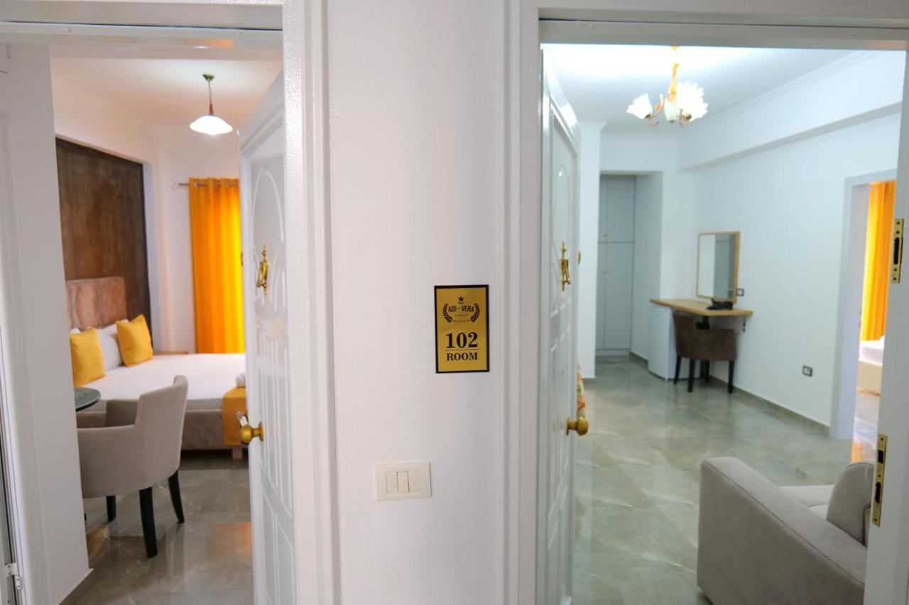 Hotel Adi-Vera Sarandë 외부 사진