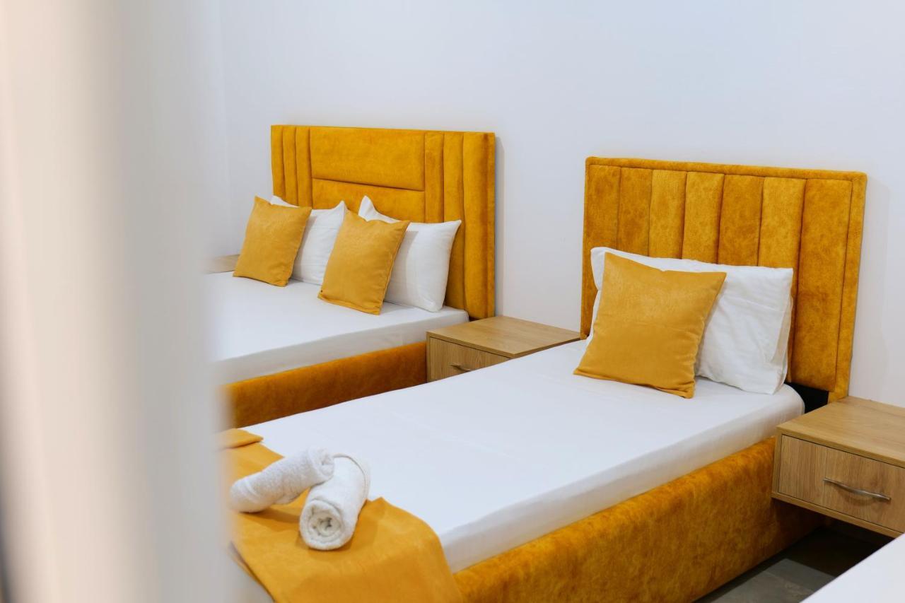 Hotel Adi-Vera Sarandë 외부 사진