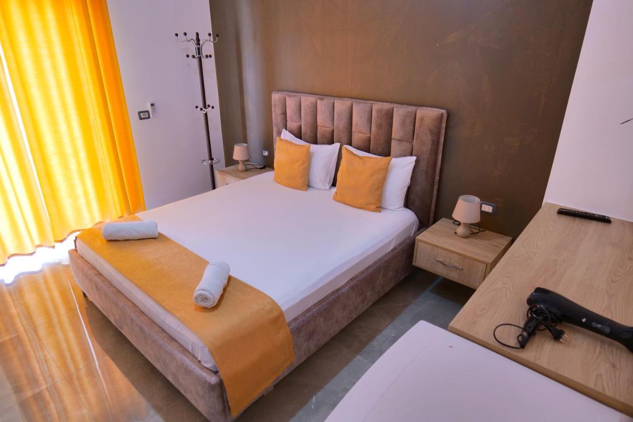 Hotel Adi-Vera Sarandë 외부 사진