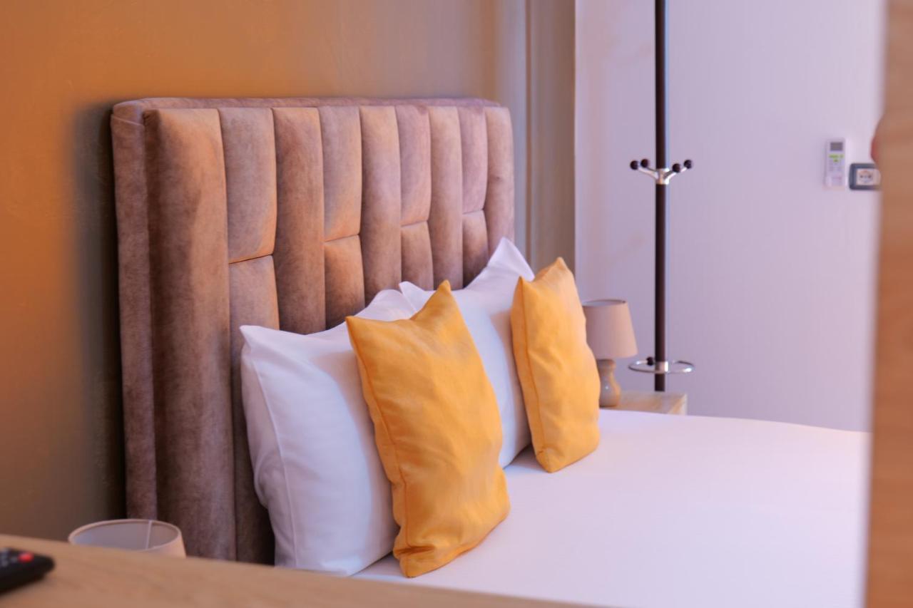 Hotel Adi-Vera Sarandë 외부 사진