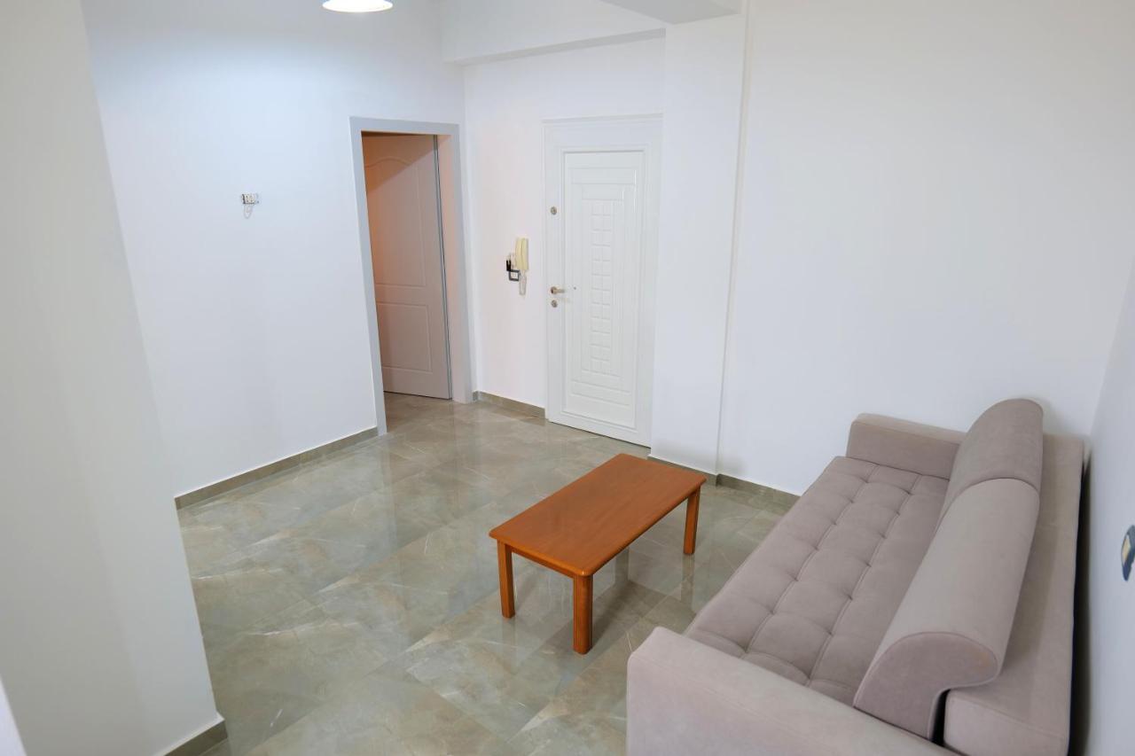 Hotel Adi-Vera Sarandë 외부 사진
