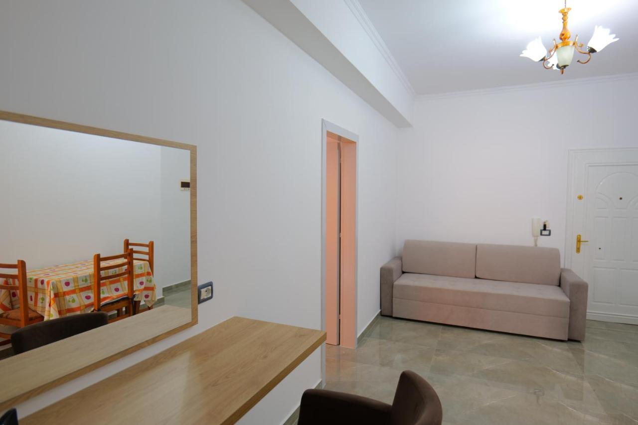 Hotel Adi-Vera Sarandë 외부 사진