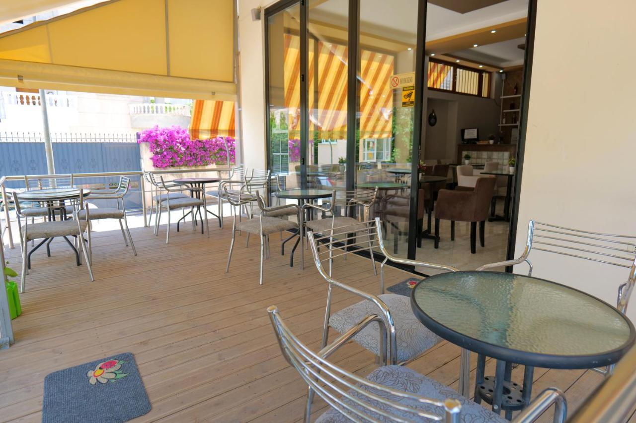 Hotel Adi-Vera Sarandë 외부 사진