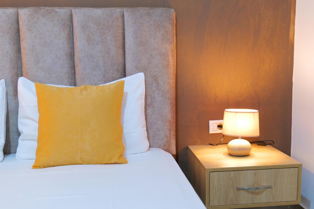 Hotel Adi-Vera Sarandë 외부 사진