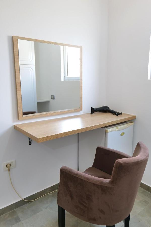 Hotel Adi-Vera Sarandë 외부 사진